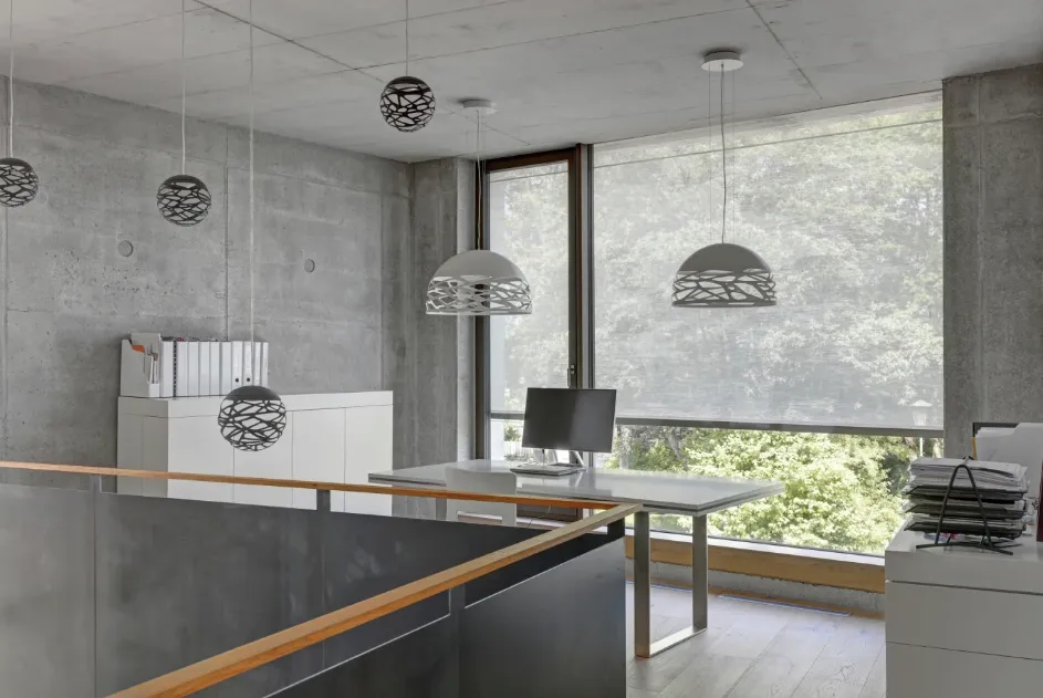 Innenansicht einer modernen Fenstermarkise